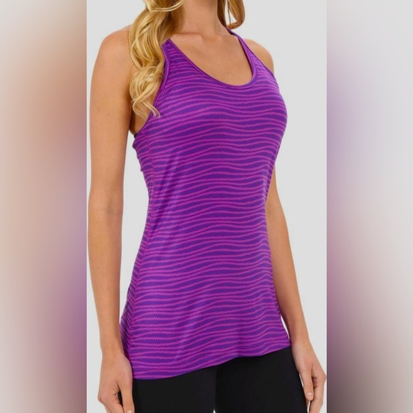 🎉HP🎉 Nike Scoop-Neck Racerback Dri-Fit Tank Size XS/S - Picture 2 of 9